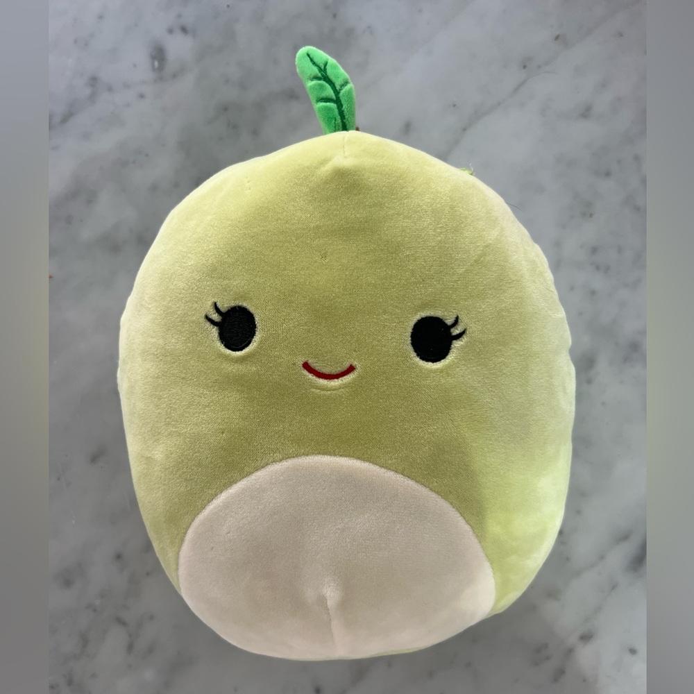 Squishmallow 8” Ashley the Green Apple Plush